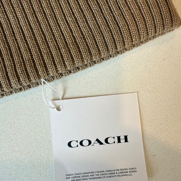 Coach Beanie - Picture 2 of 3